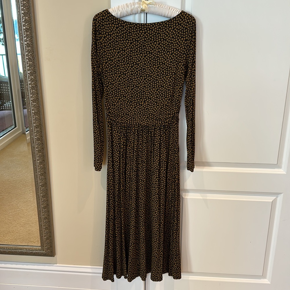 Dress - Picture 4 of 5